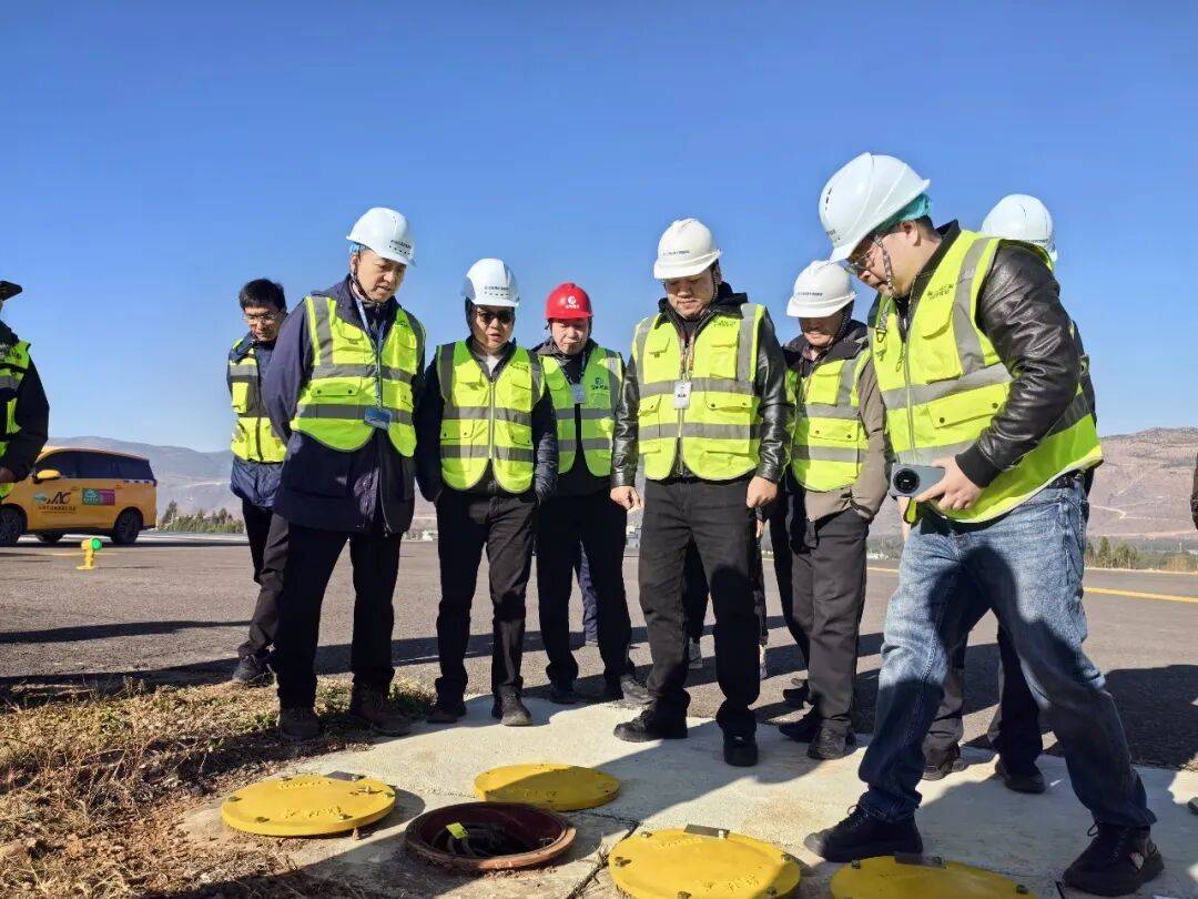 丽江机场三期改扩建工程（飞行区及部分配套工程）第三批次顺利通过竣工验收